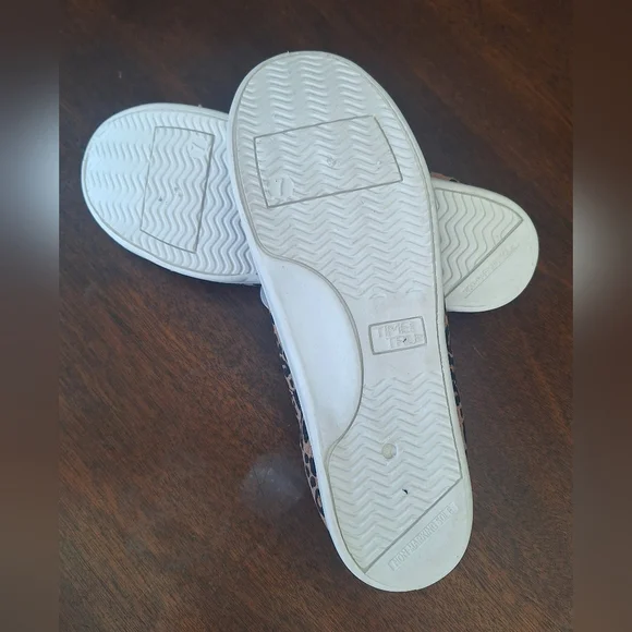 Time and Tru leopard print shoes size 7 - Picture 4 of 4